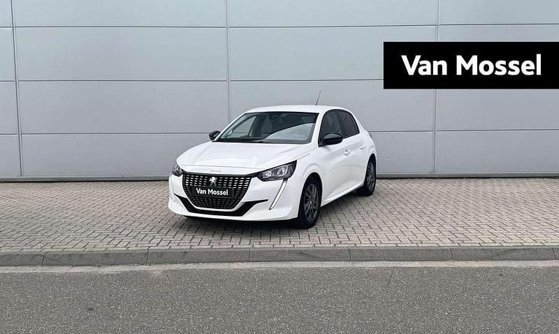 Wit Gebruikt 2022 Peugeot 208 Active Hatchback | € 15.940 (Eerlijke prijs) - Afbeelding 1/3