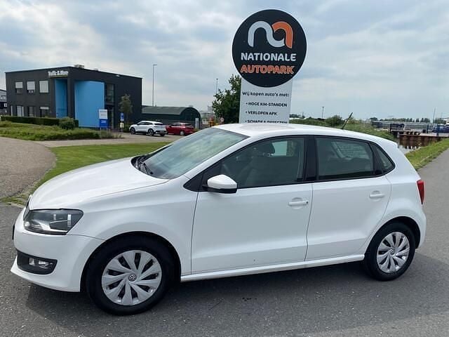 Wit Gebruikt 2012 VW Polo Comfortline Hatchback | € 3.750 (Super prijs) - Afbeelding 1/4