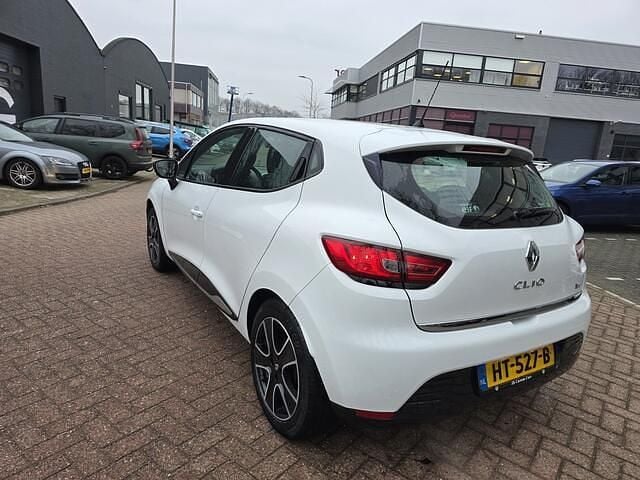 Occasion Renault Clio IV Expression 90 PK (66 kW) 2016 Wit Hatchback