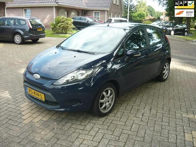 Blauw Gebruikt 2009 Ford Fiesta Trend Hatchback | € 2.350 (Eerlijke prijs) - Afbeelding 1/4