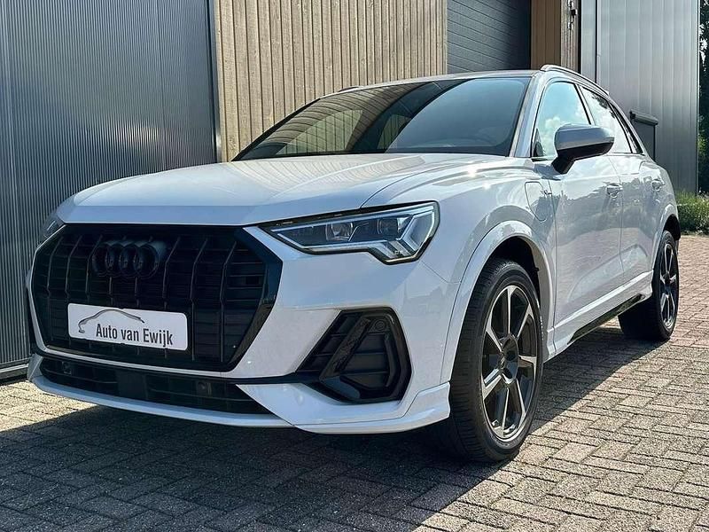 Wit Gebruikt 2022 Audi Q3 S-Line SUV | € 38.495 (Super prijs) - Afbeelding 1/4