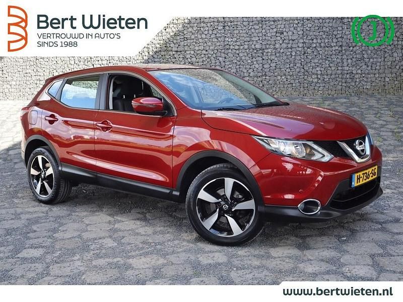 Rood Gebruikt 2015 Nissan Qashqai SUV | € 12.440 (Goede deal) - Afbeelding 1/3