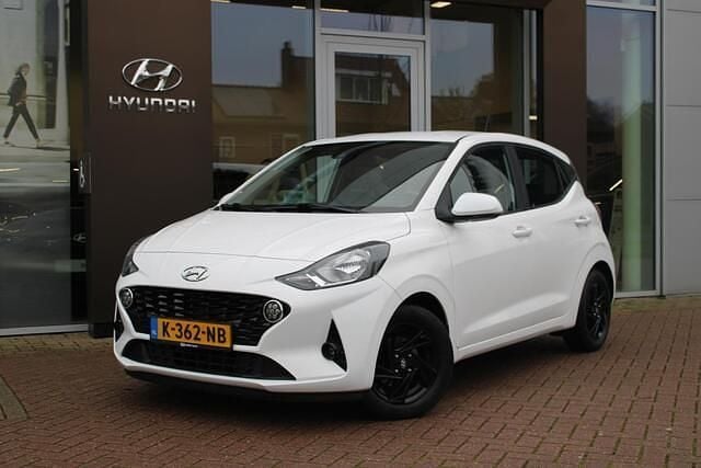 Wit Occasion 2021 Hyundai i10 Comfort Hatchback | € 12.900 (Eerlijke prijs) - Afbeelding 1/4