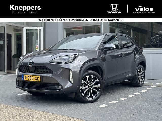 Grijs Occasion 2022 Toyota Yaris Cross SUV | € 27.250 (Eerlijke prijs) - Afbeelding 1/4