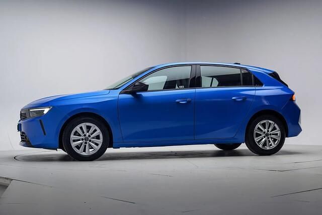 Occasion Opel Astra Edition 110 PK (80 kW) 2023 Blauw Hatchback