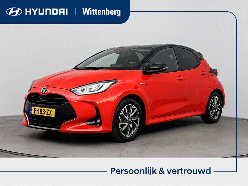 Rood Gebruikt 2021 Toyota Yaris Hybrid Edition Hatchback | € 21.900 (Eerlijke prijs) - Afbeelding 1/4
