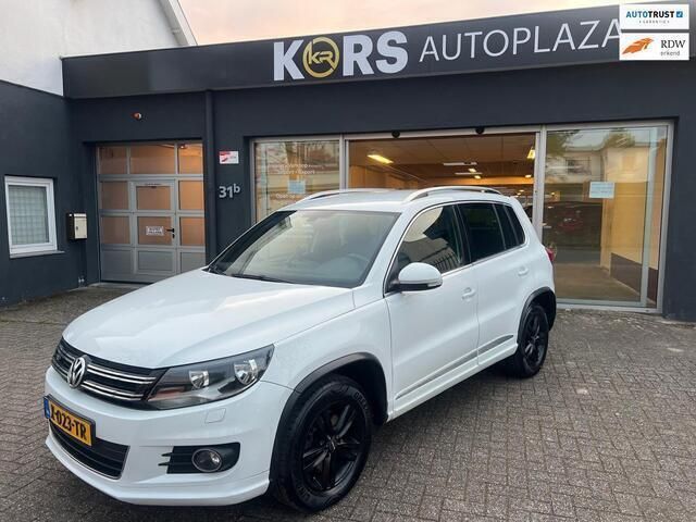 Wit Gebruikt 2014 VW Tiguan Comfortline SUV | € 13.950 (Iets duurder) - Afbeelding 1/4