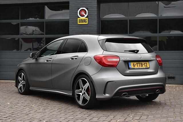 Occasion Mercedes A250 Ambition 211 PK (155 kW) 2014 Grijs Hatchback