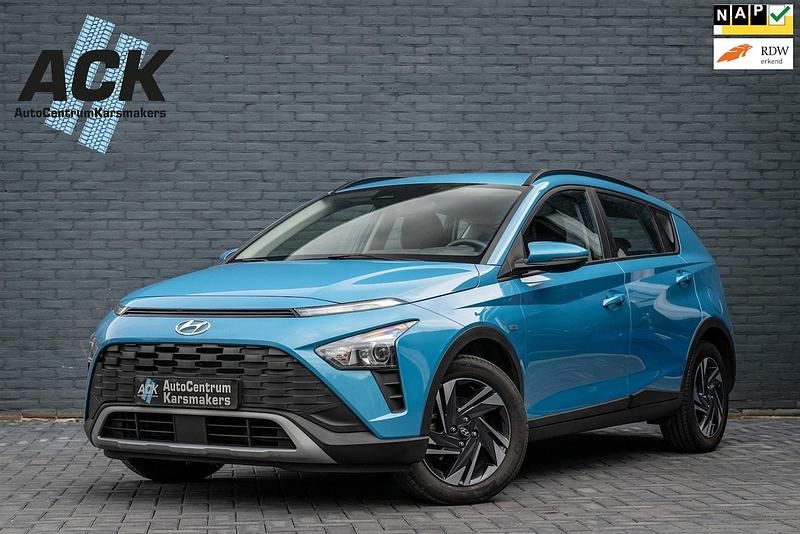 Blauw (metallic) Gebruikt 2022 Hyundai Bayon SUV | € 13.750 (Goede deal) - Afbeelding 1/4