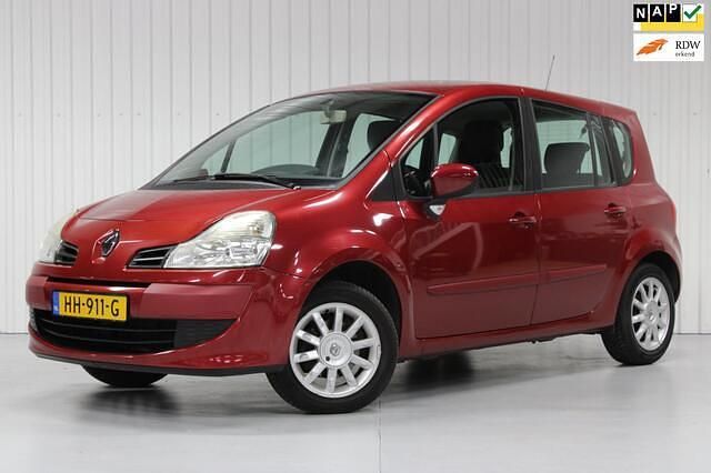 Rood Gebruikt 2010 Renault Grand Modus Expression MPV | € 4.750 (Eerlijke prijs) - Afbeelding 1/4