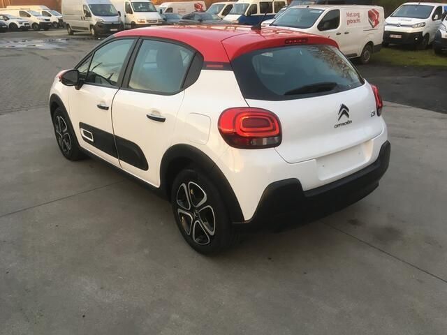 Wit Gebruikt 2022 Citroën C3 Shine Hatchback | € 15.900 (Super prijs) - Afbeelding 1/4
