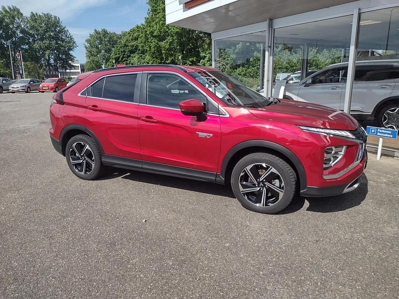 Occasion Mitsubishi Eclipse Cross Intense+ 177 PK (130 kW) 2022 Rood SUV