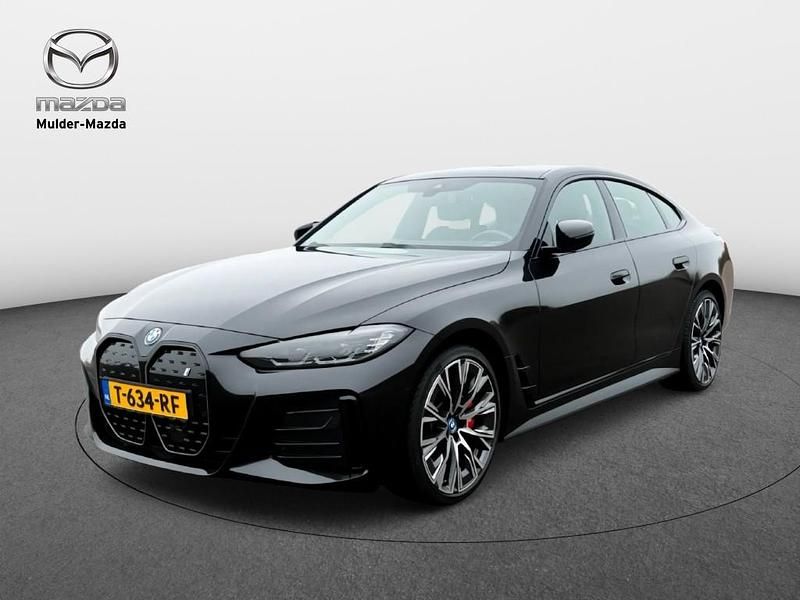 Zwart Occasion 2023 BMW i4 Executive Sedan | € 39.950 (Eerlijke prijs) - Afbeelding 1/3