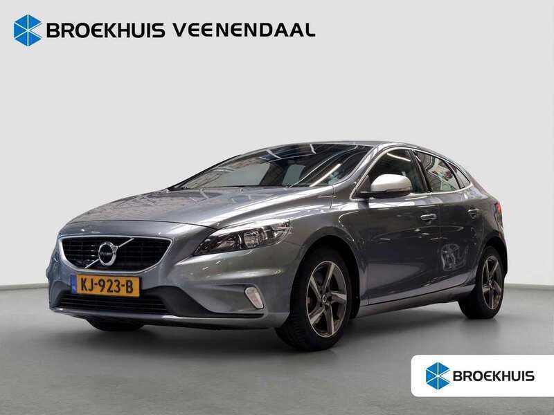 Grijs Gebruikt 2016 Volvo V40 R-Design Stationwagen | € 15.400 (Eerlijke prijs) - Afbeelding 1/4