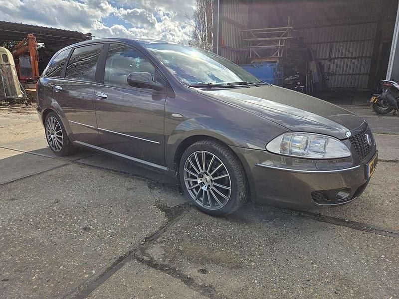 Occasion Fiat Croma Emotion 200 PK (147 kW) 2007 Grijs Stationwagen