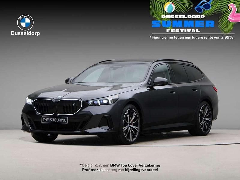 Grijs Nieuw 2025 BMW i5 M Sport Sedan | € 93.705 (Iets duurder) - Afbeelding 1/4