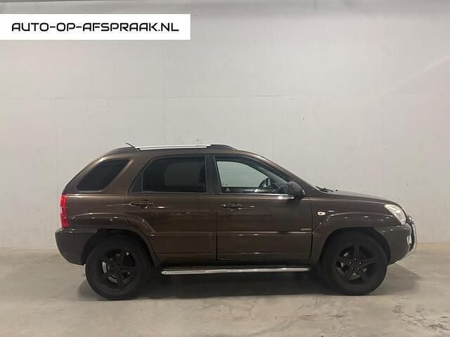 Bruin Gebruikt 2007 Kia Sportage SUV | € 5.888 (Eerlijke prijs) - Afbeelding 1/4
