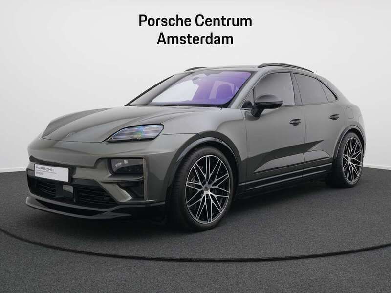 Groen Gebruikt 2024 Porsche Macan Turbo SUV | € 124.950 - Afbeelding 1/4