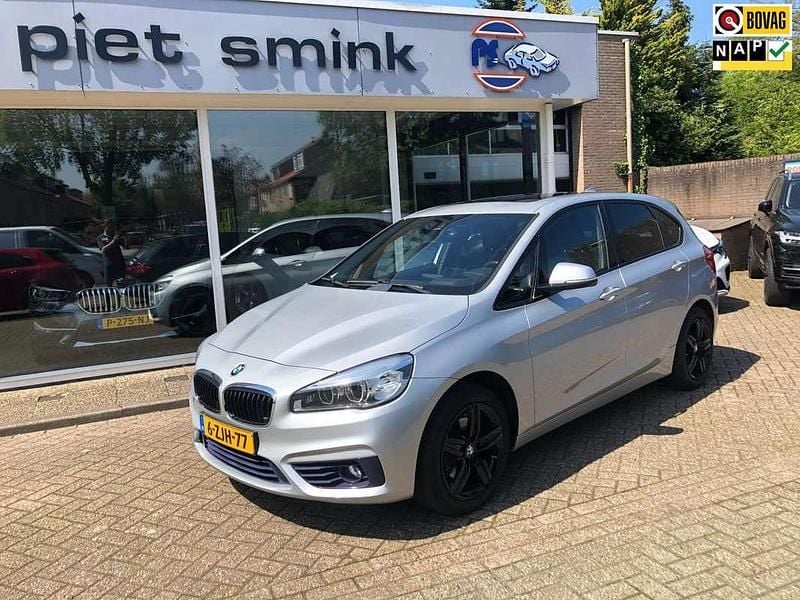 Grijs Gebruikt 2015 BMW 220 Active Tourer Executive MPV | € 19.500 (Duur) - Afbeelding 1/4