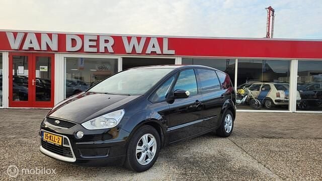 Zwart Gebruikt 2010 Ford S-MAX Titanium MPV | € 3.950 (Super prijs) - Afbeelding 1/4