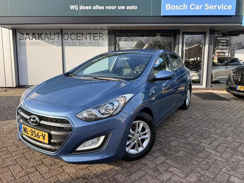 Blauw (metallic) Occasion 2016 Hyundai i30 Hatchback | € 9.950 (Goede deal) - Afbeelding 1/4