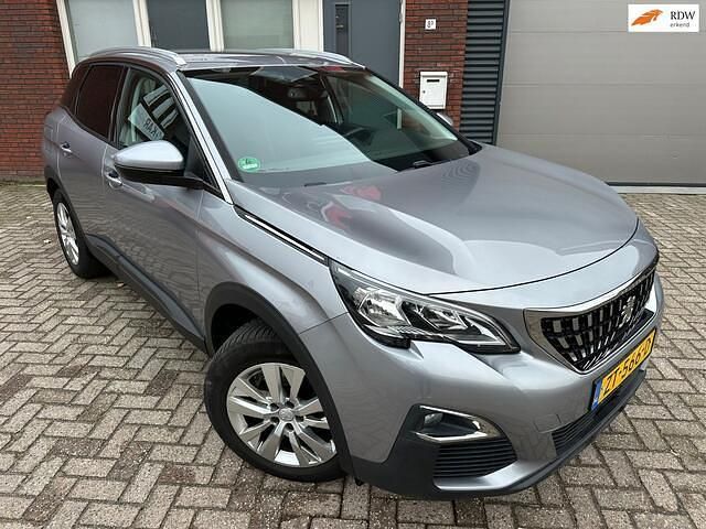 Grijs Occasion 2019 Peugeot 3008 SUV | € 12.750 (Goede deal) - Afbeelding 1/4