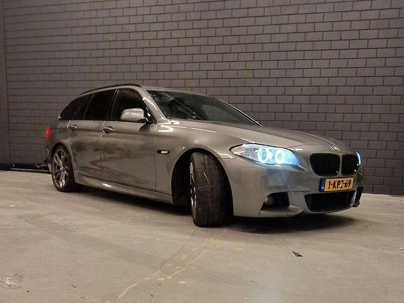 Gebruikt 2011 BMW 530 Stationwagen | € 9.999 (Iets duurder) - Afbeelding 1/4
