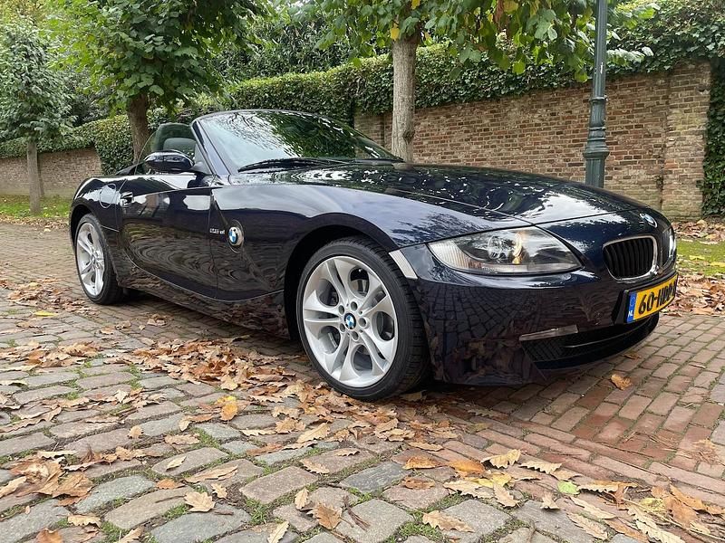 Blauw (metallic) Gebruikt 2008 BMW Z4 Executive Cabriolet | € 18.950 (Duur) - Afbeelding 1/4