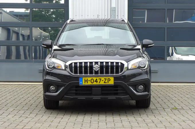 Gebruikt 2020 Suzuki SX4 S-Cross SUV | € 20.750 (Eerlijke prijs) - Afbeelding 1/4
