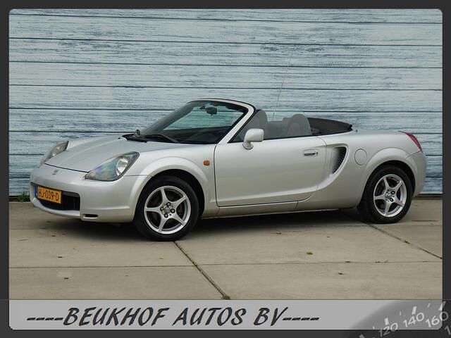 Grijs Gebruikt 2001 Toyota MR2 Cabriolet | € 5.950 (Eerlijke prijs) - Afbeelding 1/4