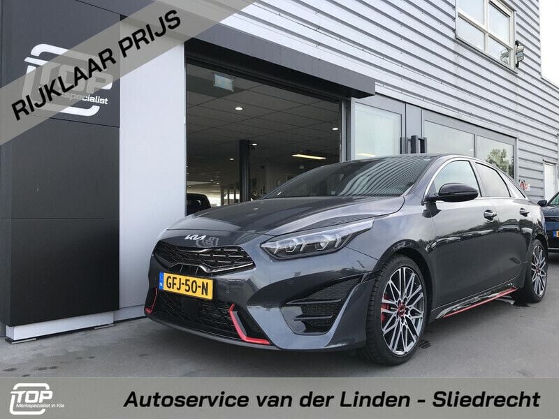 Grijs Gebruikt 2023 Kia ProCeed 2 Hatchback | € 41.250 (Duur) - Afbeelding 1/4