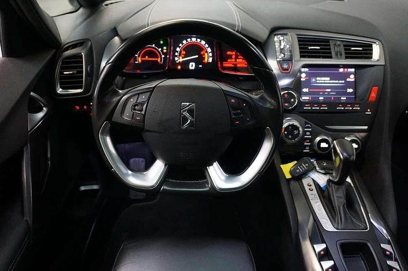 Occasion DS Automobiles DS5 Business 165 PK (121 kW) 2017 Grijs Hatchback