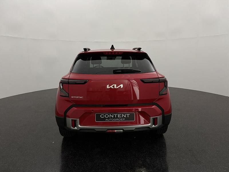 Nieuw Kia Stonic 2026 Rood metallic SUV