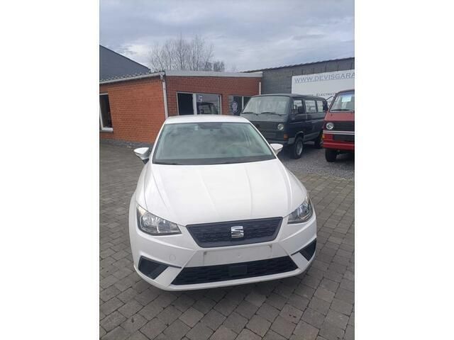 Wit Gebruikt 2022 Seat Ibiza Style Hatchback | € 13.950 (Goede deal) - Afbeelding 1/4