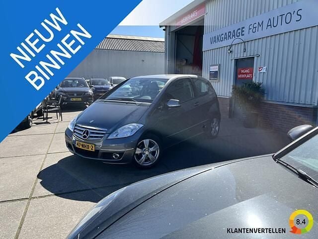 Grijs Gebruikt 2010 Mercedes A160 Avantgarde MPV | € 4.450 (Eerlijke prijs) - Afbeelding 1/4