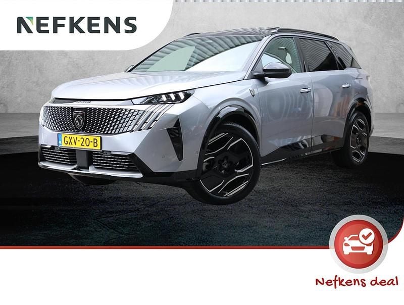 Grijs Gebruikt 2024 Peugeot e-5008 Avantage SUV | € 44.925 - Afbeelding 1/4