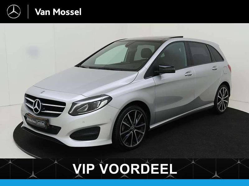Grijs Gebruikt 2017 Mercedes B180 Ambition MPV | € 20.940 (Duur) - Afbeelding 1/4