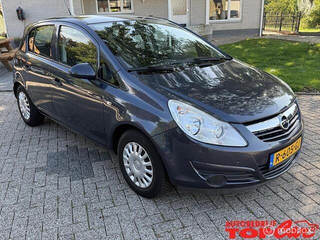 Blauw Gebruikt 2010 Opel Corsa Selection Hatchback | € 2.450 (Goede deal) - Afbeelding 1/4