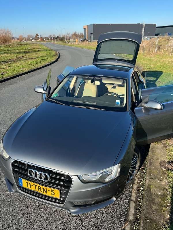 Grijs Gebruikt 2012 Audi A5 Coupé | € 9.649 (Goede deal) - Afbeelding 1/4