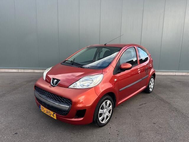 Oranje Gebruikt 2009 Peugeot 107 Hatchback | € 1.249 (Super prijs) - Afbeelding 1/4