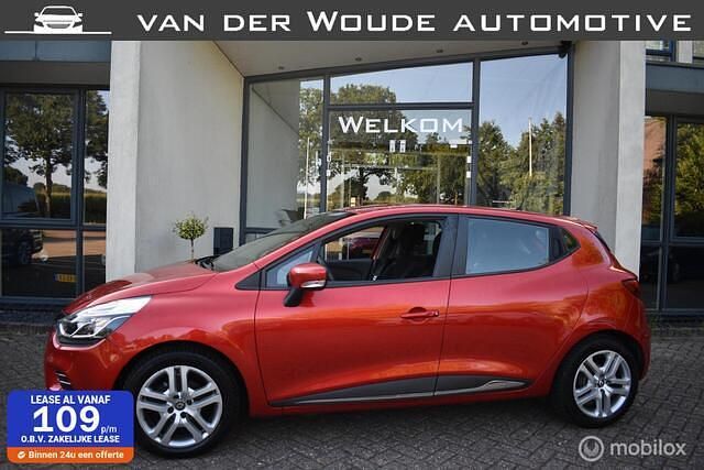 Rood Gebruikt 2018 Renault Clio IV Zen Hatchback | € 7.999 (Eerlijke prijs) - Afbeelding 1/4