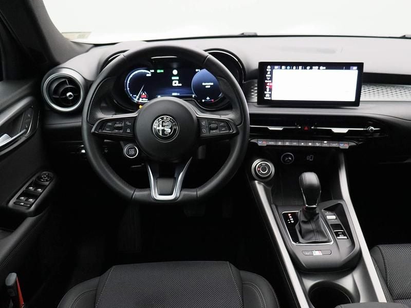 Occasion Alfa Romeo Tonale Sprint 131 PK (96 kW) 2023 Grijs SUV