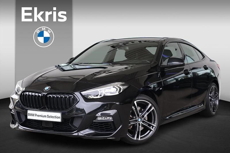 Zwart, metallic lak Gebruikt 2021 BMW 218 M Sport Coupé | € 26.900 (Eerlijke prijs) - Afbeelding 1/4