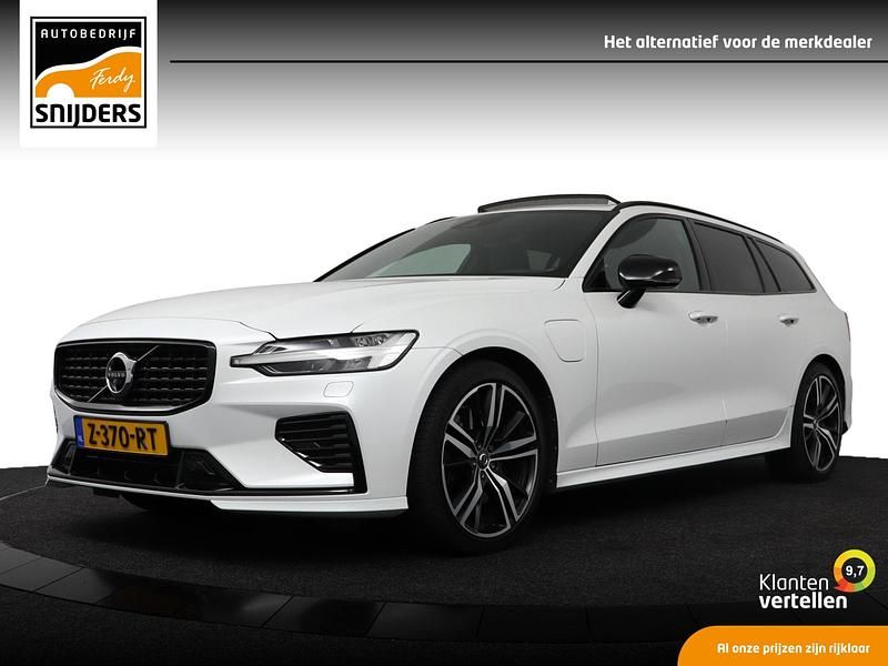Wit Gebruikt 2021 Volvo V60 R-Design Stationwagen | € 36.950 (Duur) - Afbeelding 1/3