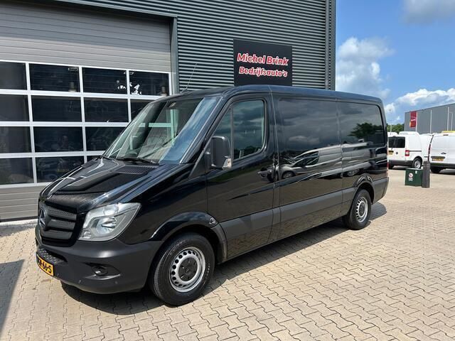 Zwart Gebruikt 2015 Mercedes Sprinter Van | € 11.450 (Super prijs) - Afbeelding 1/4