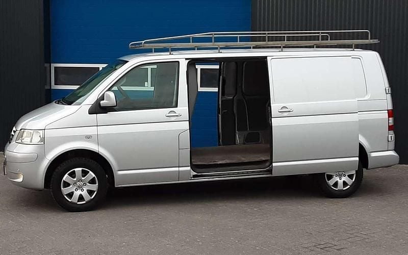 Zilver Gebruikt 2009 VW T5 Van | € 6.950 (Eerlijke prijs) - Afbeelding 1/4