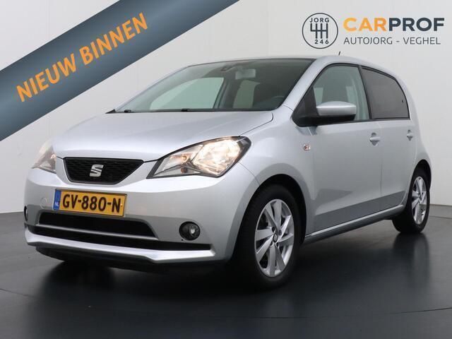 Grijs, metallic lak Gebruikt 2015 Seat Mii CONNECT Hatchback | € 6.995 (Goede deal) - Afbeelding 1/4