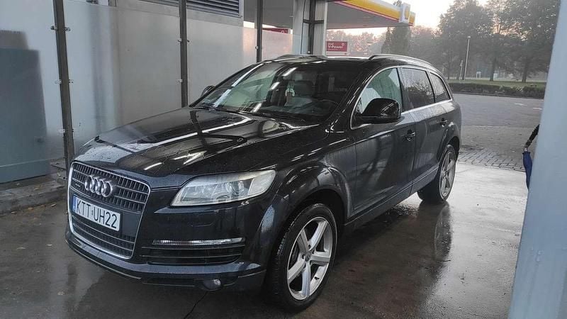 Gebruikt 2007 Audi Q7 SUV | € 6.800 (Eerlijke prijs) - Afbeelding 1/4
