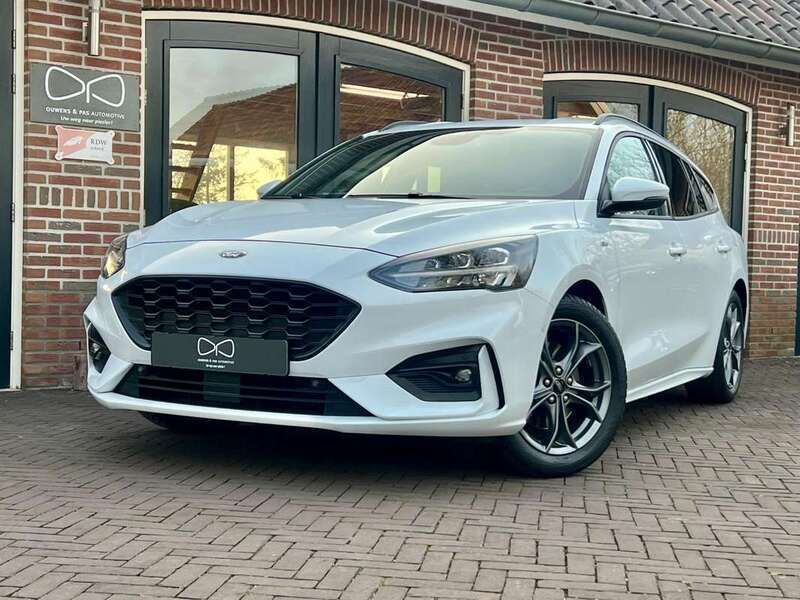 Wit Gebruikt 2019 Ford Focus Business Edition Stationwagen | € 17.450 (Eerlijke prijs) - Afbeelding 1/3