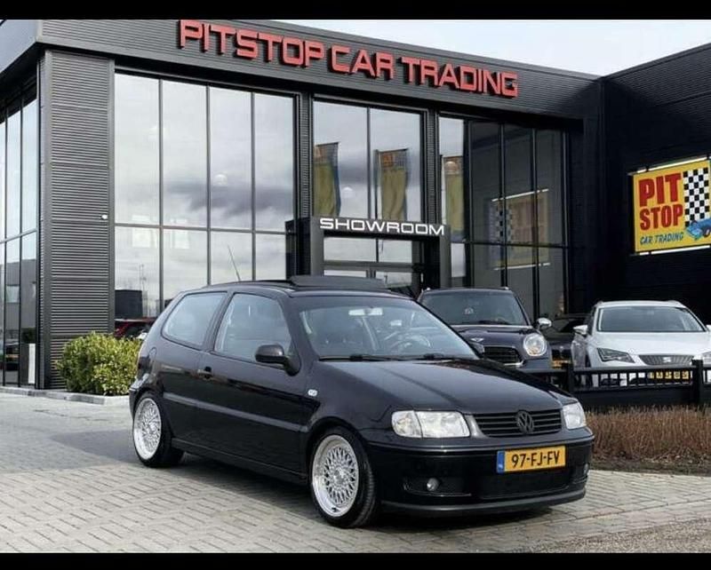 Gebruikt 2000 VW Polo Coupé | € 2.800 - Afbeelding 1/4